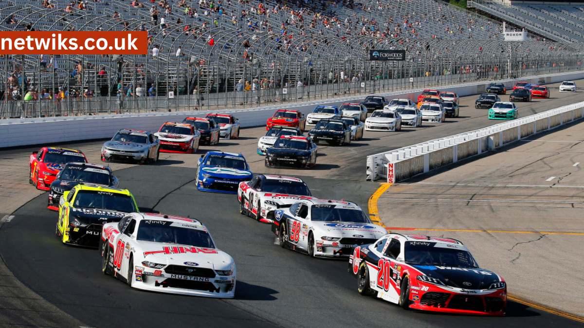 how fast do nascar cars go